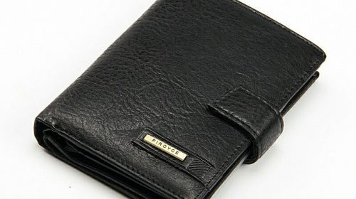 Vintage Hasp Bifold Wallets