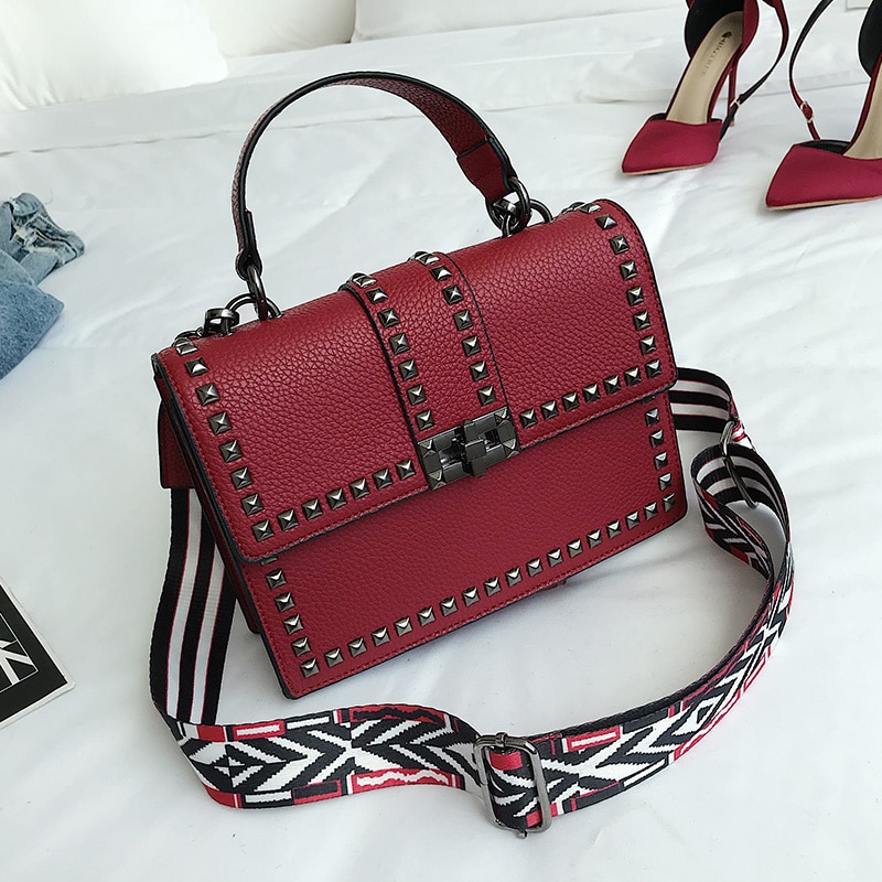 Luxury PU Leather Designer Rivet Handbags for Girls