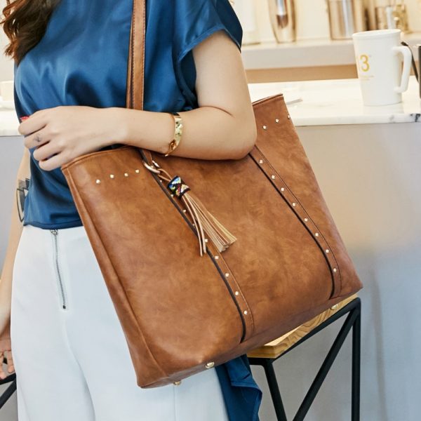 Rivet PU Leather Women Handbag Casual Tassel Women Shoulder Bag